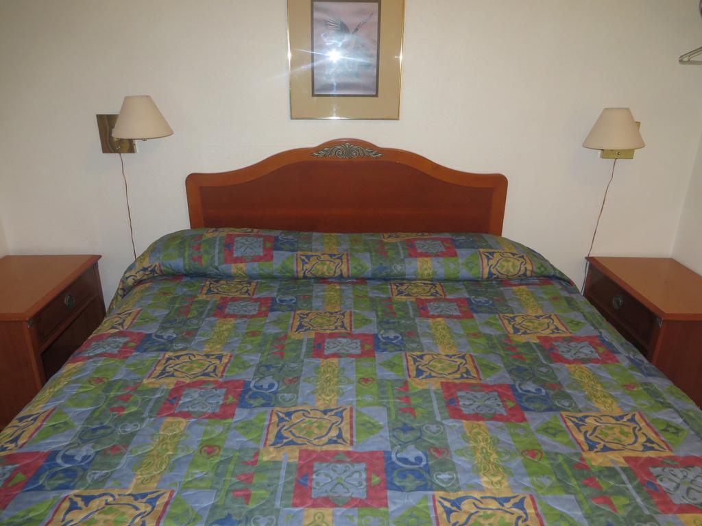 Best Budget Inn Carthage Rum bild